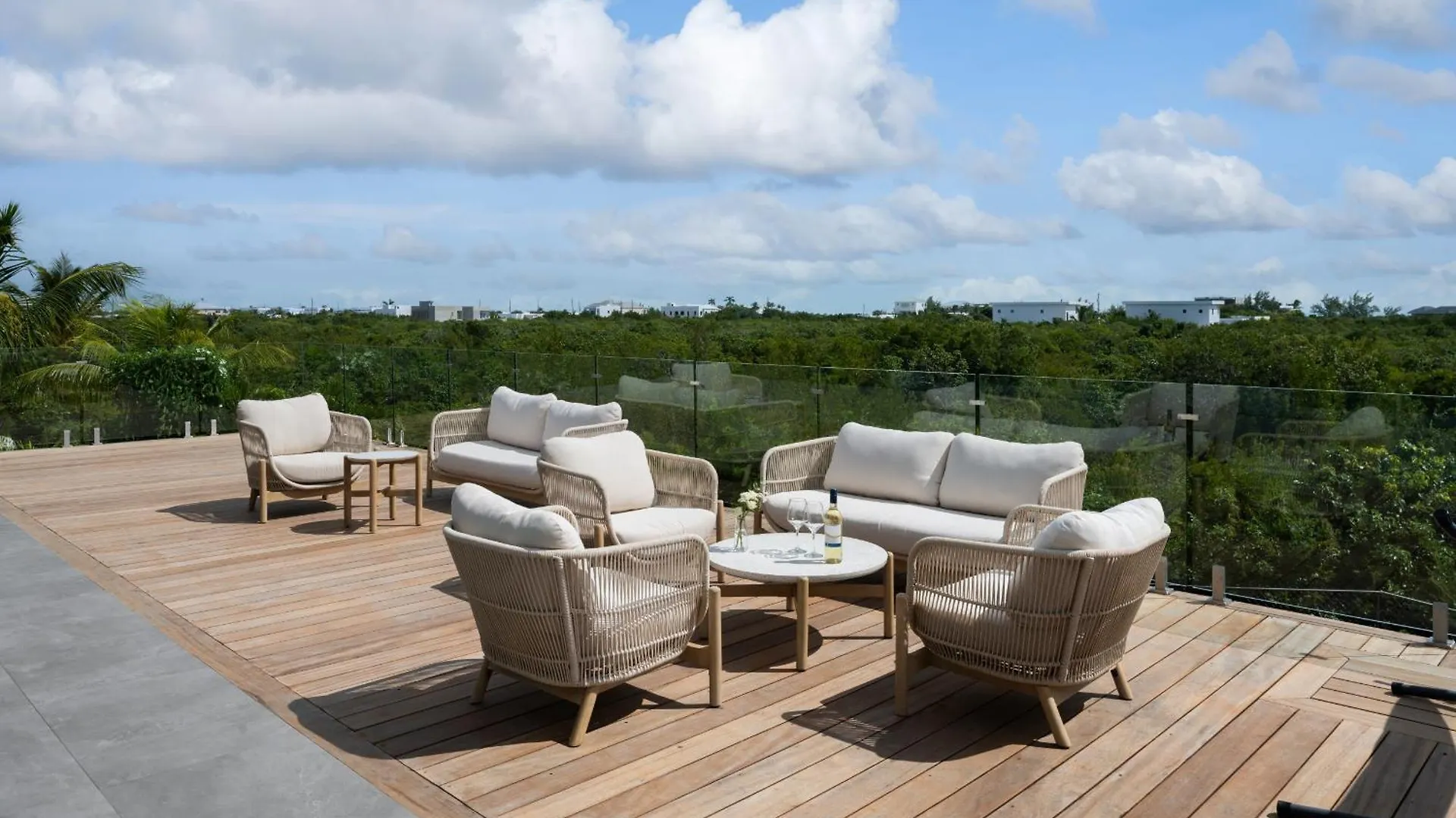 #5 Karaya Blue Villa Long Bay